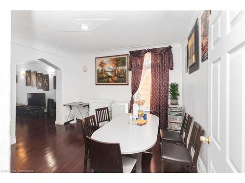 47 Clyde Street, Hamilton, ON - Indoor Photo Showing Dining Room