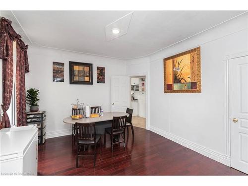 47 Clyde Street, Hamilton, ON - Indoor Photo Showing Dining Room