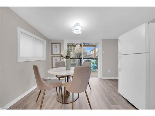 14 Walter Avenue S, Hamilton, ON - Indoor Photo Showing Dining Room