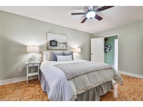 163-2170 Bromsgrove Road, Mississauga, ON - Indoor Photo Showing Bedroom