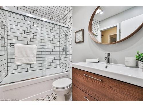 163-2170 Bromsgrove Road, Mississauga, ON - Indoor Photo Showing Bathroom