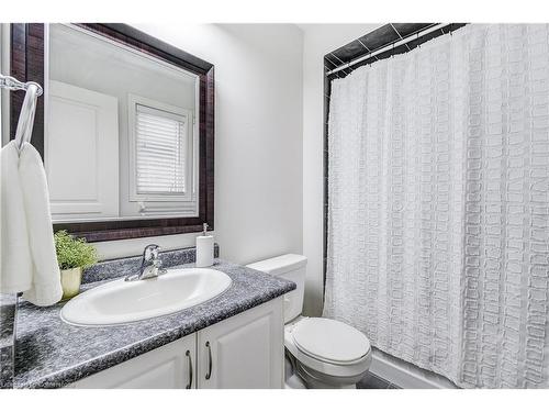 88 Mcknight Avenue, Waterdown, ON - Indoor Photo Showing Bathroom