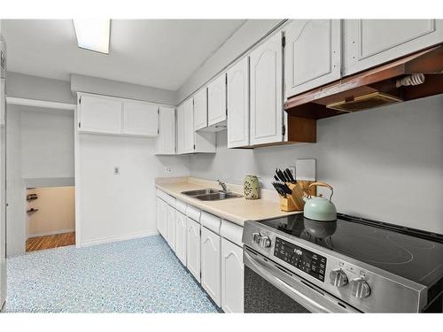 1 Glendee Court, Hamilton, ON - Indoor Photo Showing Kitchen With Double Sink