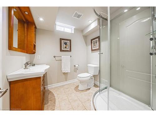 52-1150 Skyview Drive, Burlington, ON - Indoor Photo Showing Bathroom