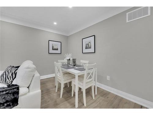 72 Sanatorium Road, Hamilton, ON - Indoor Photo Showing Dining Room