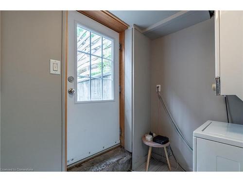 537 Ferguson Avenue N, Hamilton, ON - Indoor Photo Showing Laundry Room