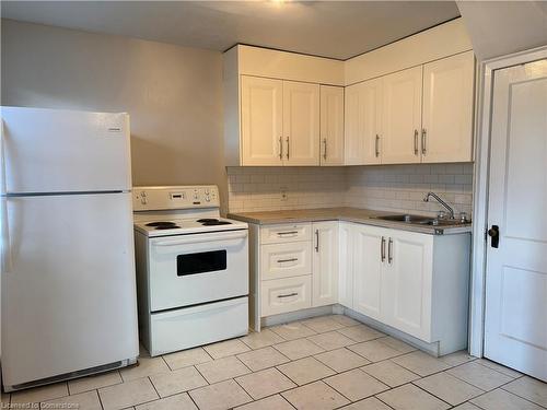 537 Ferguson Avenue N, Hamilton, ON - Indoor Photo Showing Kitchen With Double Sink