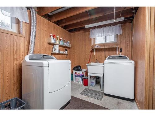 35 Wildewood Avenue, Hamilton, ON - Indoor Photo Showing Laundry Room