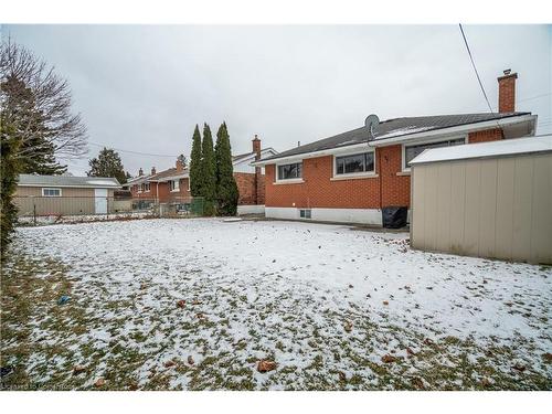 35 Wildewood Avenue, Hamilton, ON - Outdoor