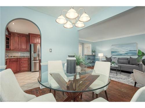 7984 Michael Street, Niagara Falls, ON - Indoor Photo Showing Dining Room