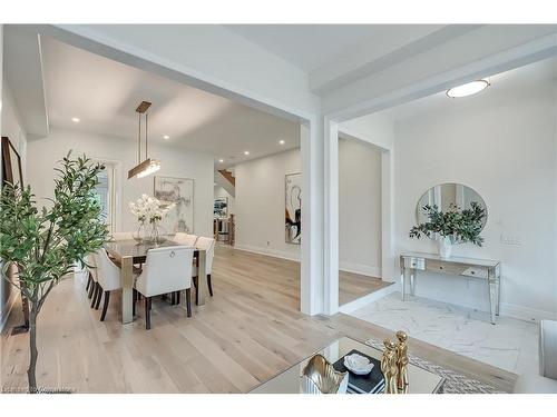 2356 Charles Cornwall Avenue, Oakville, ON - Indoor Photo Showing Dining Room