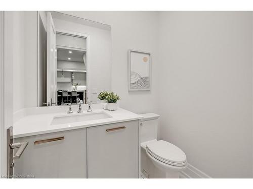 2356 Charles Cornwall Avenue, Oakville, ON - Indoor Photo Showing Bathroom