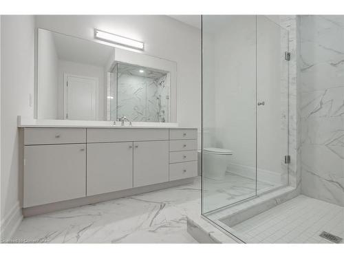 2356 Charles Cornwall Avenue, Oakville, ON - Indoor Photo Showing Bathroom