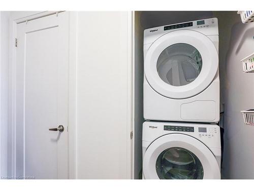 805-500 Brock Avenue, Burlington, ON - Indoor Photo Showing Laundry Room