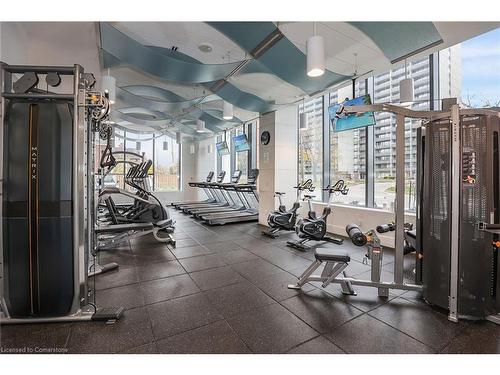 805-500 Brock Avenue, Burlington, ON - Indoor Photo Showing Gym Room