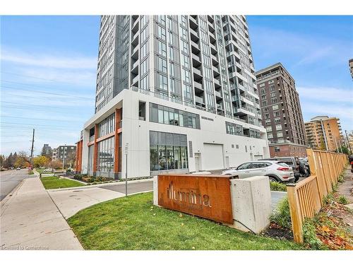 805-500 Brock Avenue, Burlington, ON - Outdoor With Facade