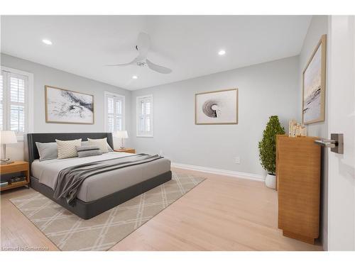 313 Silvana Crescent, Burlington, ON - Indoor Photo Showing Bedroom