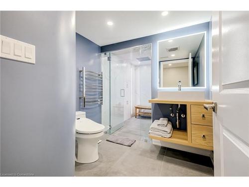 313 Silvana Crescent, Burlington, ON - Indoor Photo Showing Bathroom