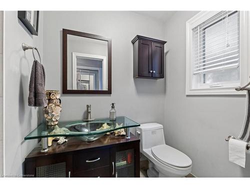 2254 Yates Court, Oakville, ON - Indoor Photo Showing Bathroom