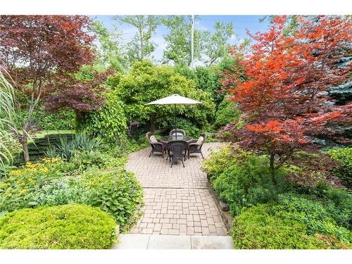 2254 Yates Court, Oakville, ON - Outdoor