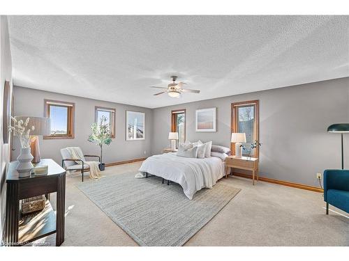 87 Third Road E, Stoney Creek, ON - Indoor Photo Showing Bedroom