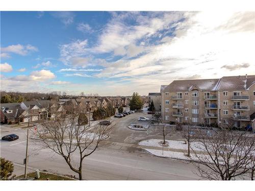 404-4015 Kilmer Drive, Burlington, ON - Outdoor With View