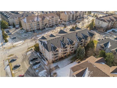 404-4015 Kilmer Drive, Burlington, ON - Outdoor With View