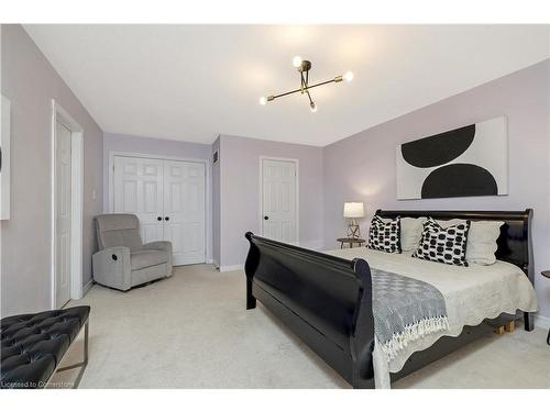 1395 Costigan Road, Milton, ON - Indoor Photo Showing Bedroom