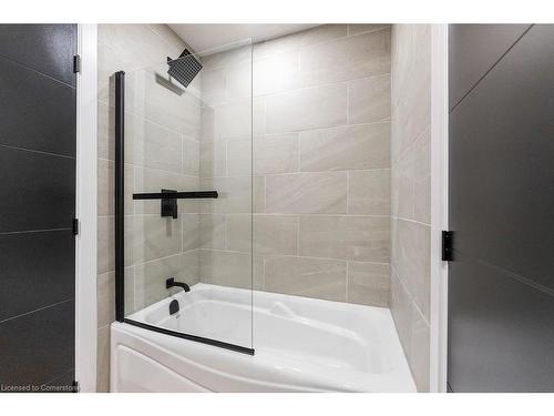 209 Grenfell Street, Hamilton, ON - Indoor Photo Showing Bathroom