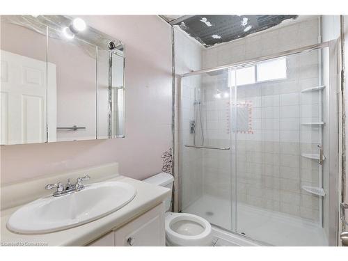 175 Rosedale Avenue, Hamilton, ON - Indoor Photo Showing Bathroom