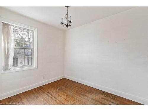 175 Rosedale Avenue, Hamilton, ON - Indoor Photo Showing Other Room