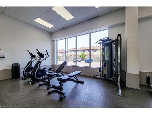 605-560 North Service Road, Grimsby, ON - Indoor Photo Showing Gym Room