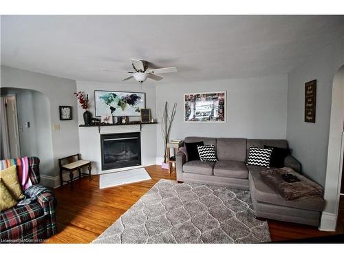 177 Erie Street, Port Colborne, ON - Indoor Photo Showing Living Room With Fireplace