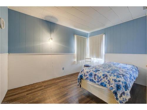 220 Mcanulty Boulevard, Hamilton, ON - Indoor Photo Showing Bedroom