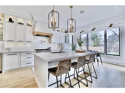 179 Douglas Avenue, Oakville, ON - Indoor Photo Showing Kitchen With Upgraded Kitchen