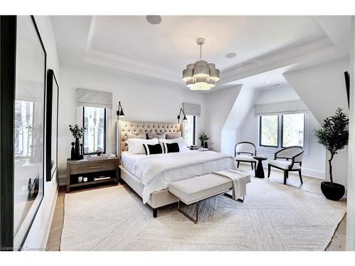 179 Douglas Avenue, Oakville, ON - Indoor Photo Showing Bedroom