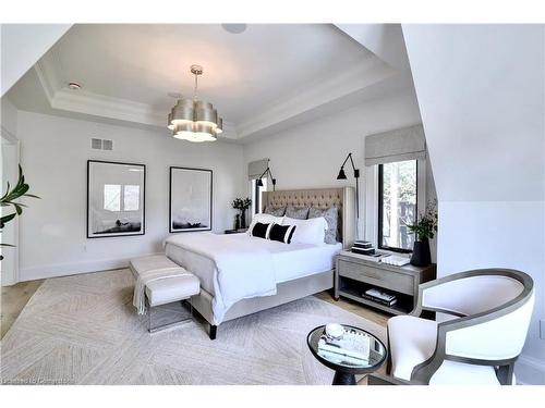 179 Douglas Avenue, Oakville, ON - Indoor Photo Showing Bedroom