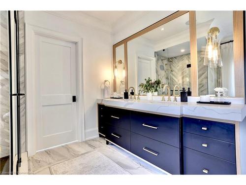 179 Douglas Avenue, Oakville, ON - Indoor Photo Showing Bathroom