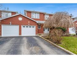 84 Chelsea Crescent  Stoney Creek, ON L8E 5R8