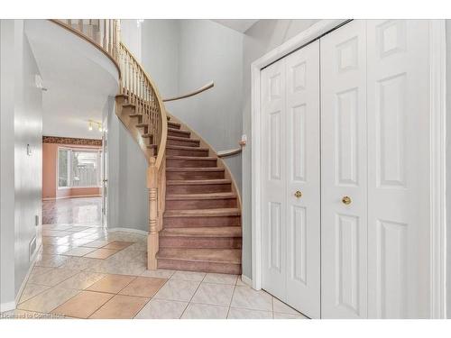 84 Chelsea Crescent, Stoney Creek, ON - Indoor Photo Showing Other Room