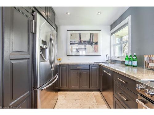 607 Edgewater Crescent, Burlington, ON - Indoor Photo Showing Kitchen