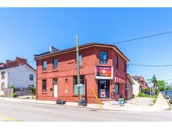 267 Catharine Street N Hamilton, ON L8L 4T4