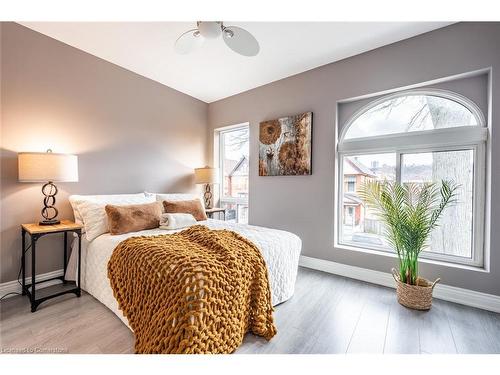 57 Century Street, Hamilton, ON - Indoor Photo Showing Bedroom