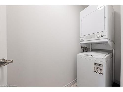 505-135 James Street S, Hamilton, ON - Indoor Photo Showing Laundry Room