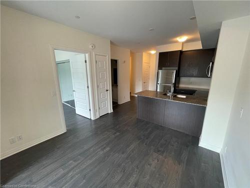 103-128 Grovewood Common, Oakville, ON - Indoor Photo Showing Kitchen With Double Sink