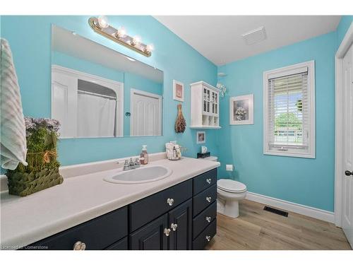 11616 Elizabeth Crescent, Wainfleet, ON - Indoor Photo Showing Bathroom