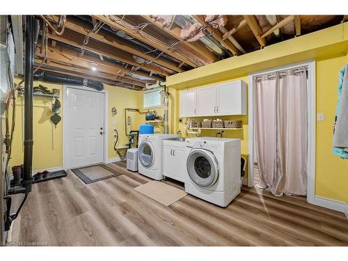 11616 Elizabeth Crescent, Wainfleet, ON - Indoor Photo Showing Laundry Room