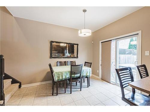 65 Glendarling Crescent, Hamilton, ON - Indoor Photo Showing Dining Room