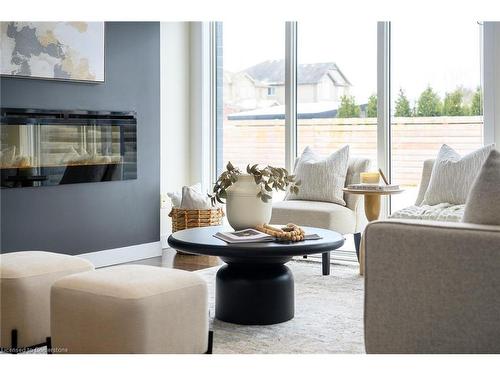 535 Freeport Street Street, London, ON - Indoor Photo Showing Living Room