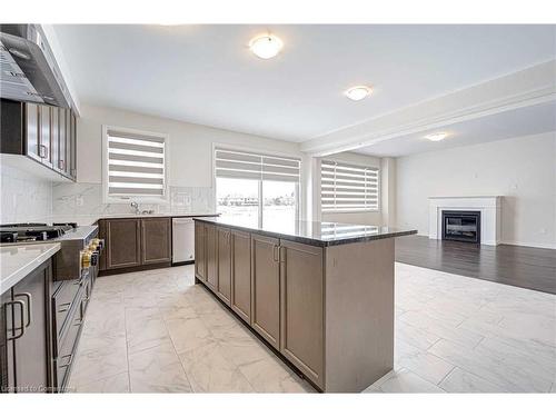 42 Mildred Gillies Street, Ayr, ON - Indoor Photo Showing Kitchen